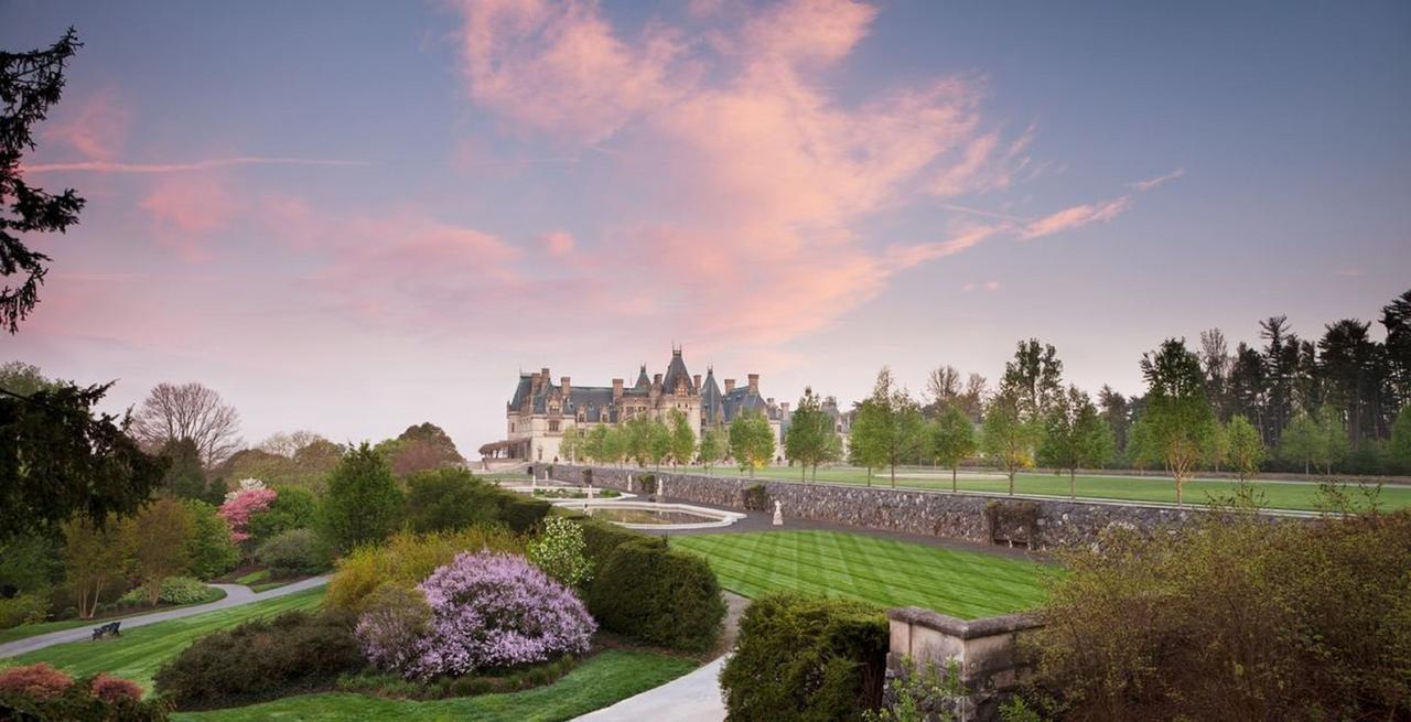 Village Hotel On Biltmore Estate Asheville Exteriör bild